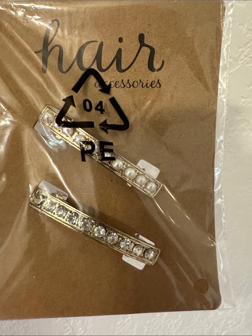 scunci Gold-Tone Pearl and Crystal Barrette Set